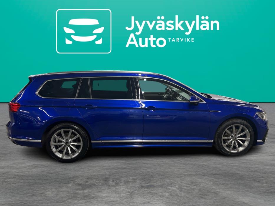 VOLKSWAGEN Passat 2022