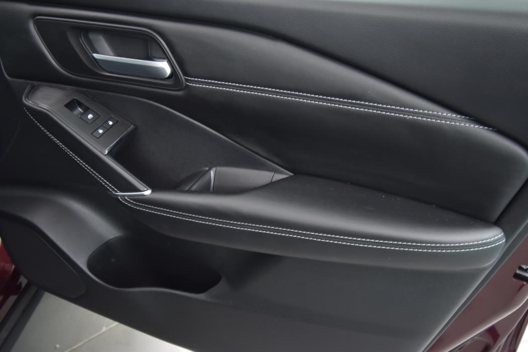 NISSAN Qashqai 2023