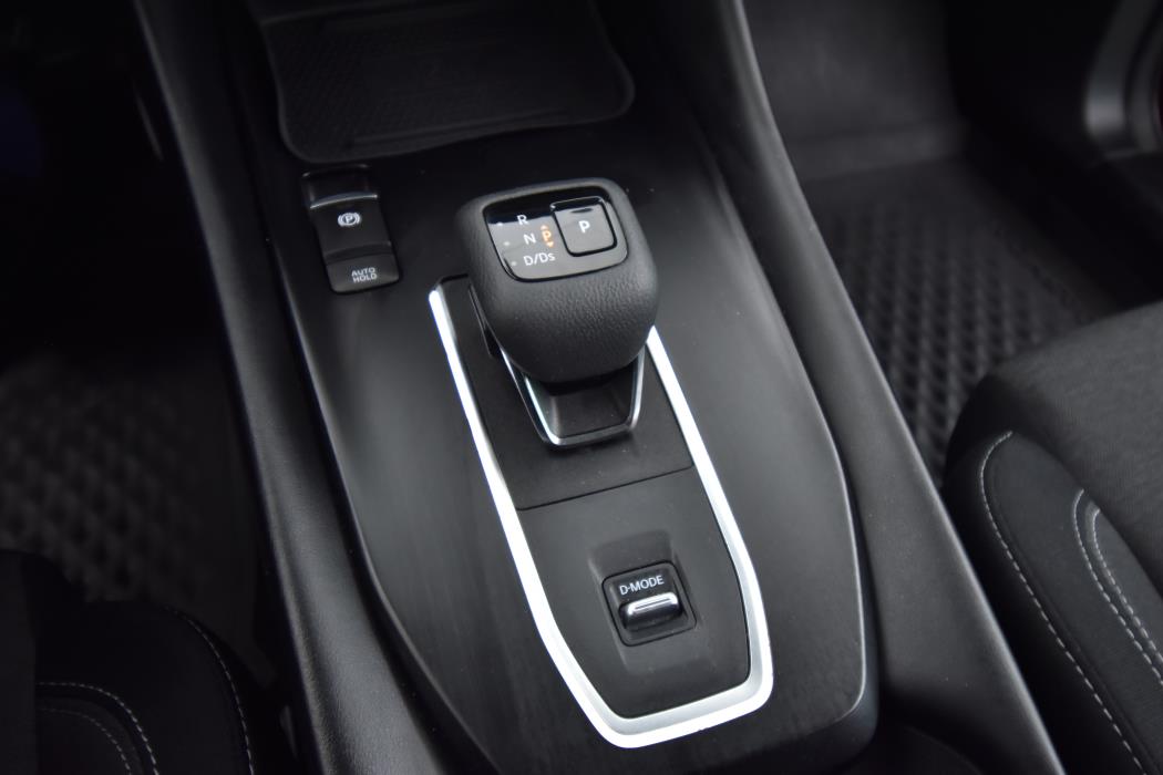 NISSAN Qashqai 2023