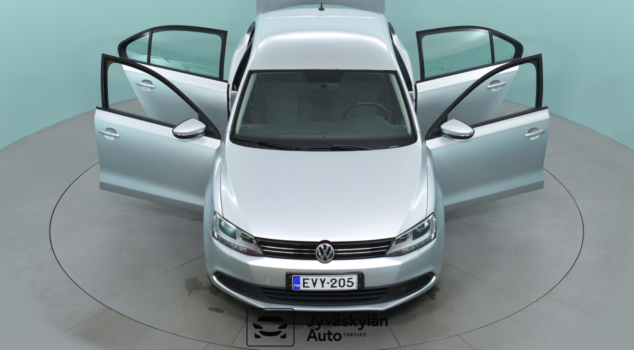 VOLKSWAGEN Jetta 2013