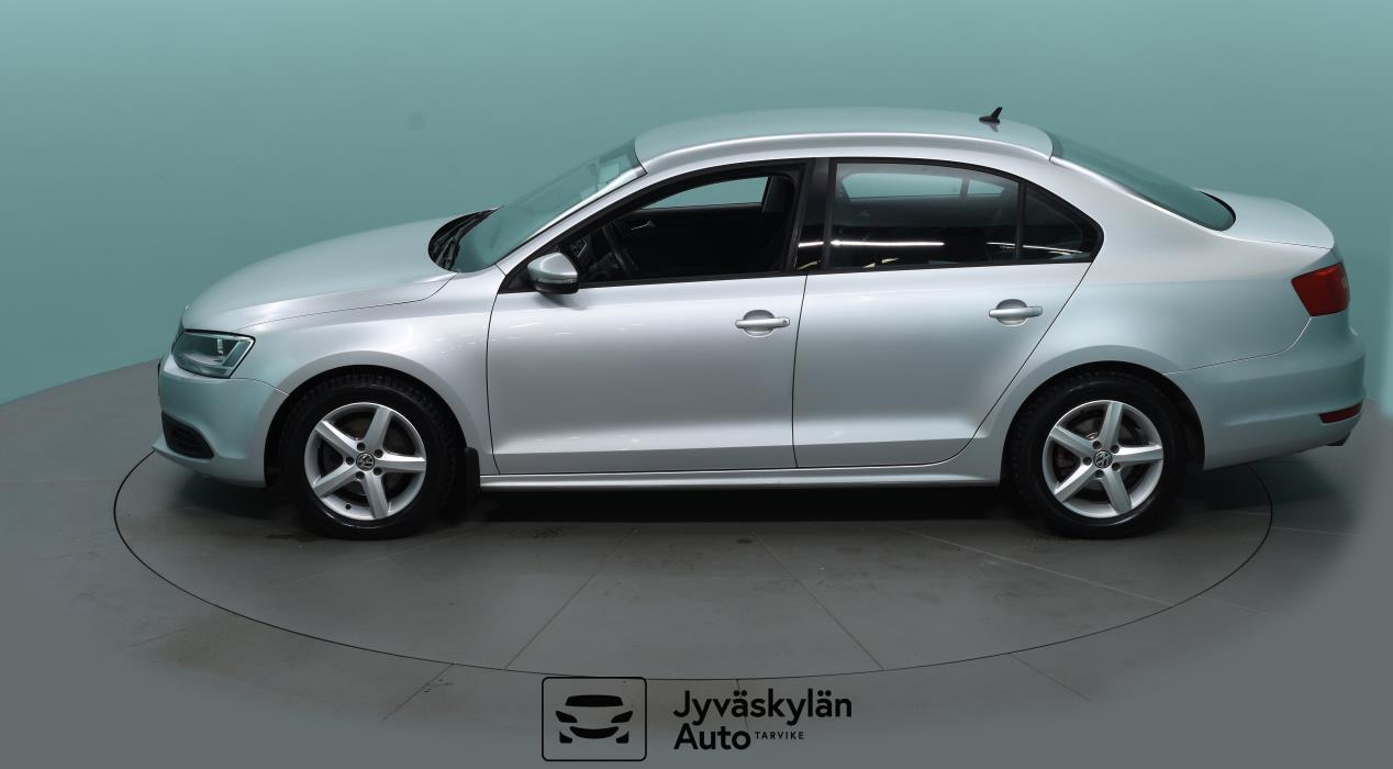 VOLKSWAGEN Jetta 2013