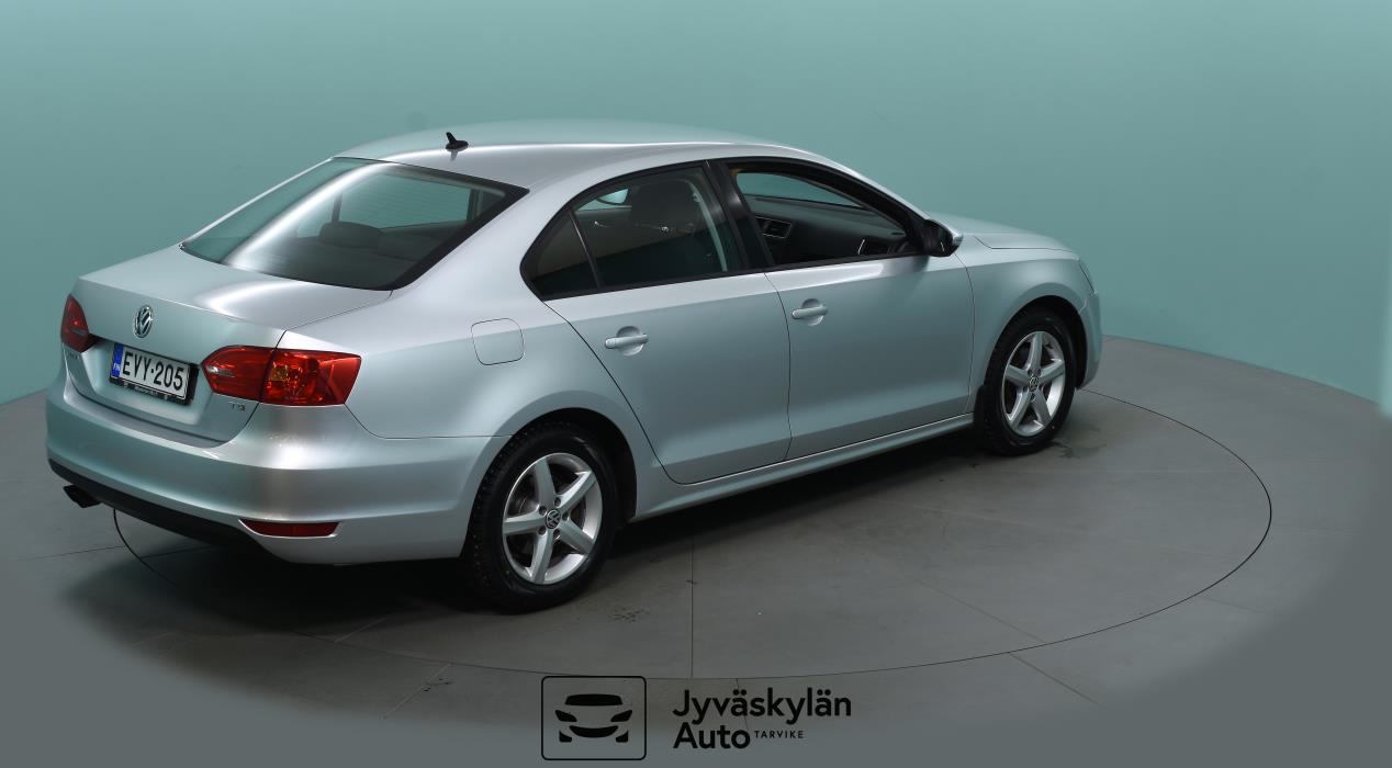 VOLKSWAGEN Jetta 2013