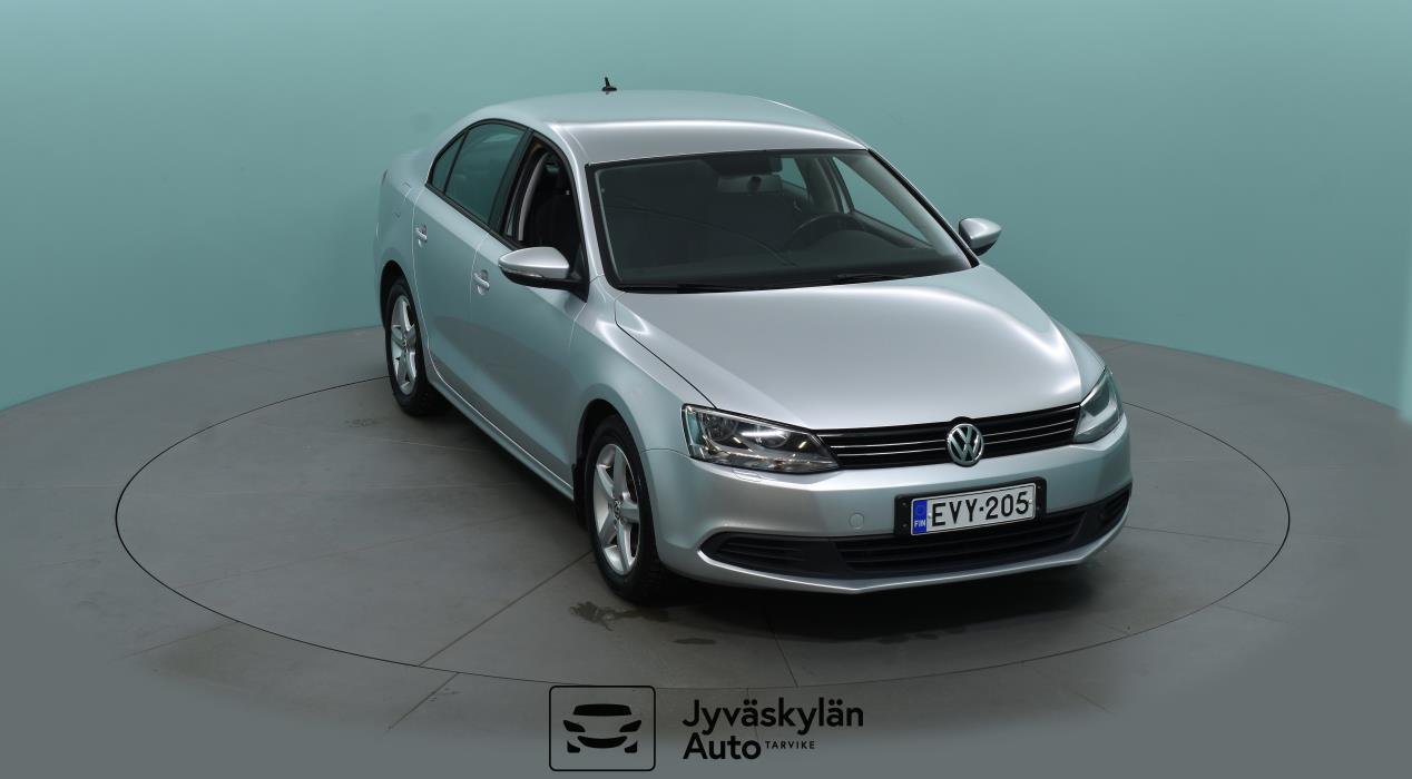 VOLKSWAGEN Jetta 2013