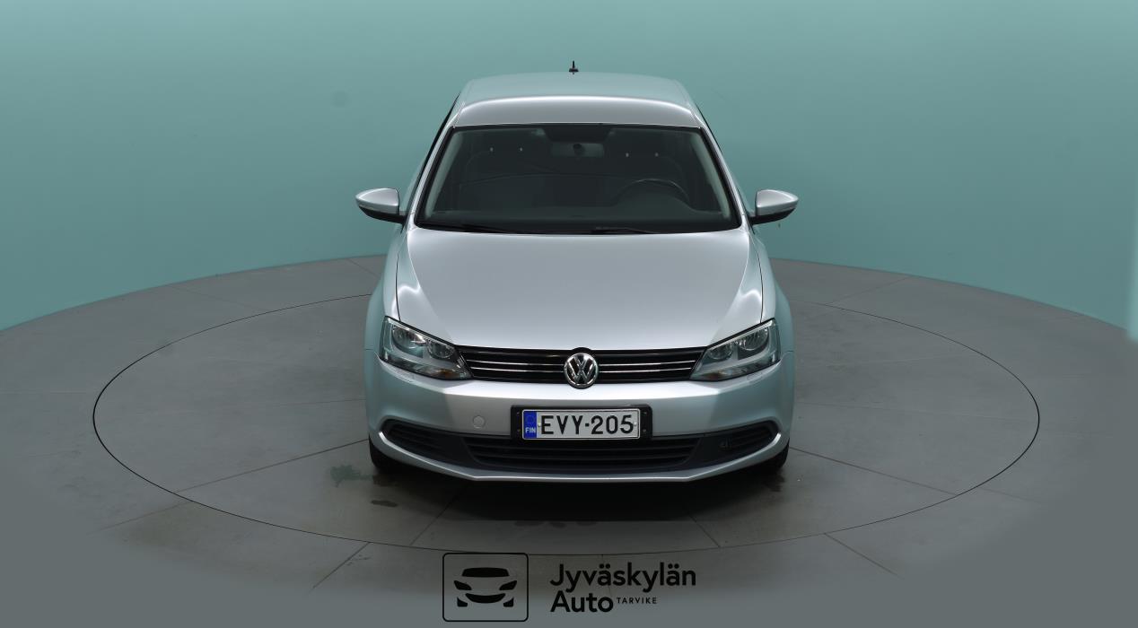 VOLKSWAGEN Jetta 2013