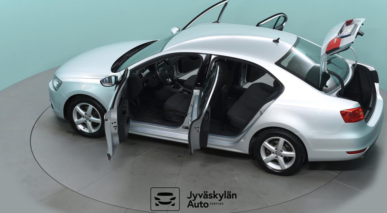 VOLKSWAGEN Jetta 2013