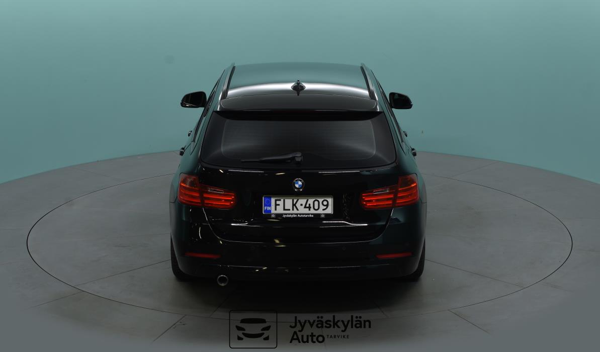 BMW 318 2014