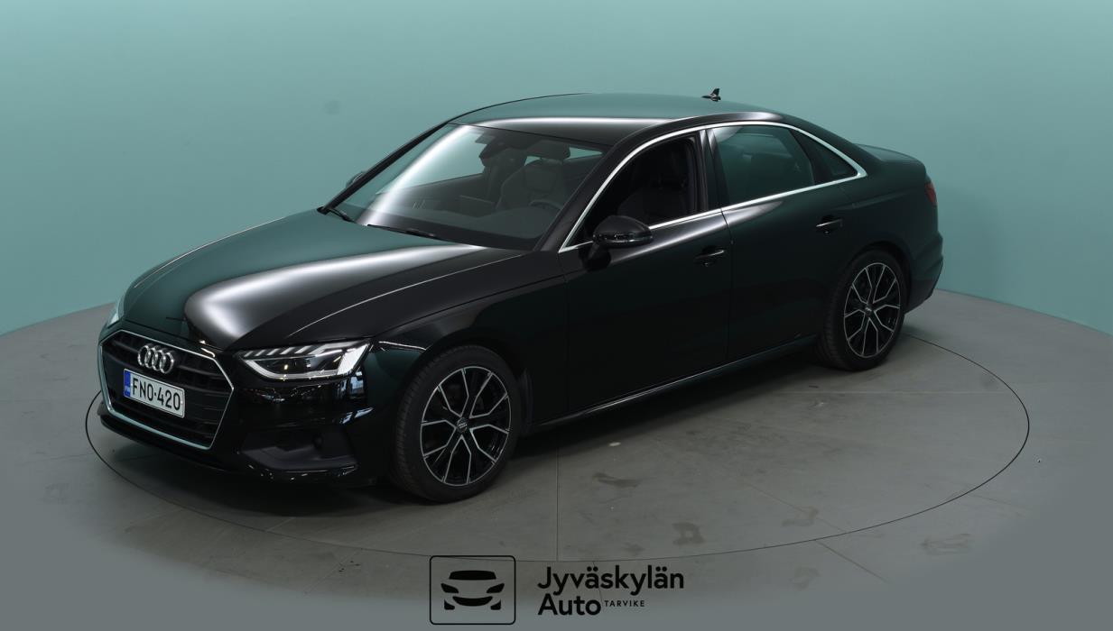 AUDI A4 2022