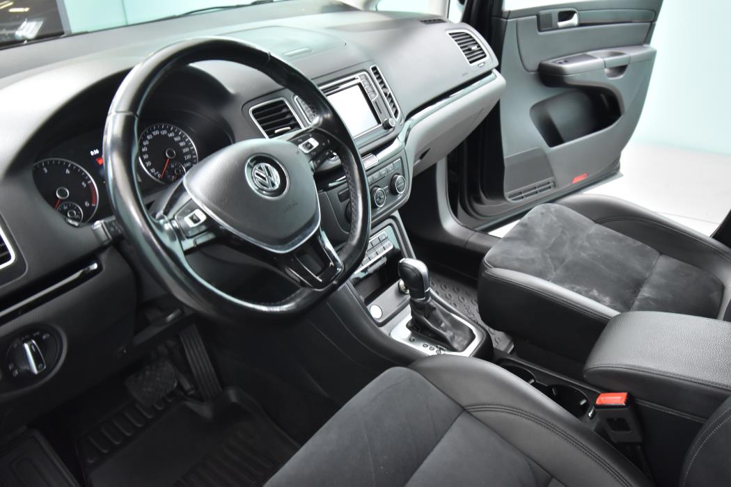 VOLKSWAGEN Sharan 2020