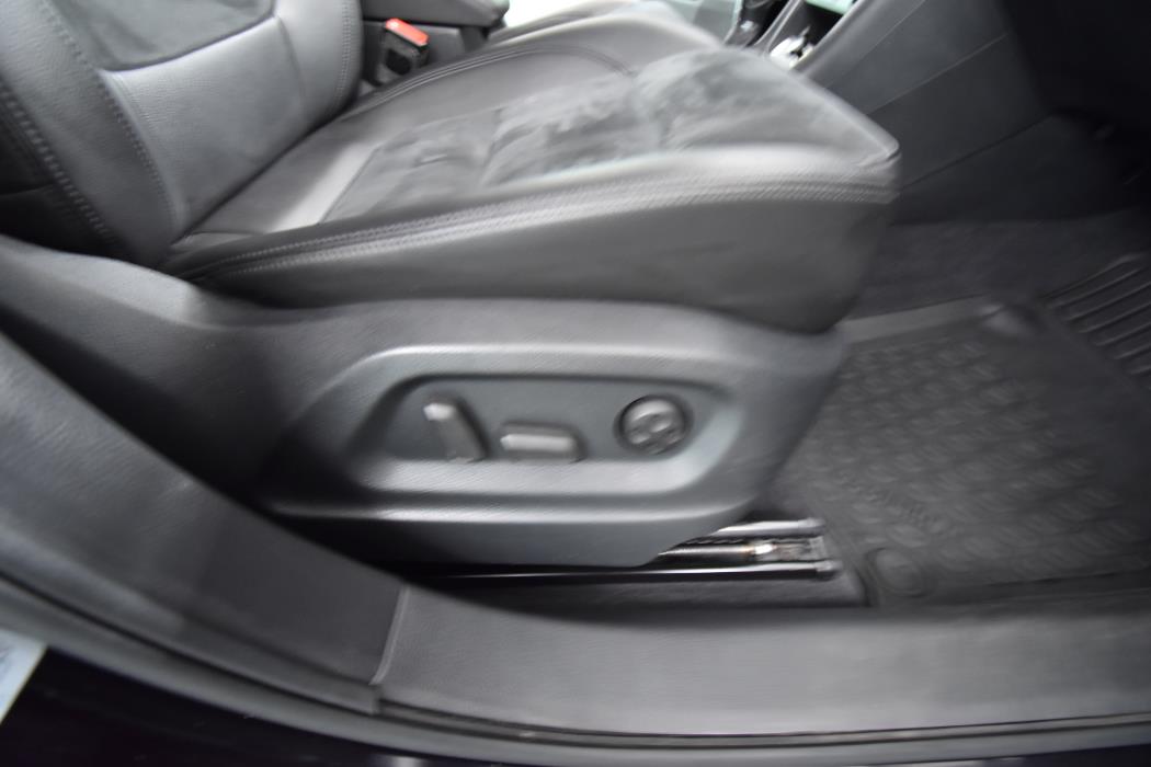 VOLKSWAGEN Sharan 2020