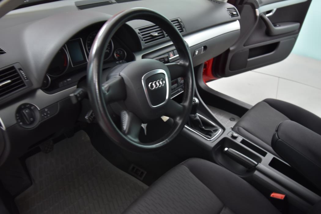AUDI A4 2006