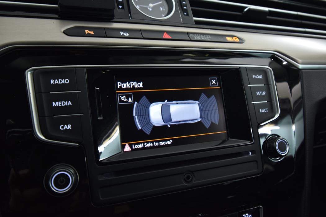 VOLKSWAGEN Passat 2015