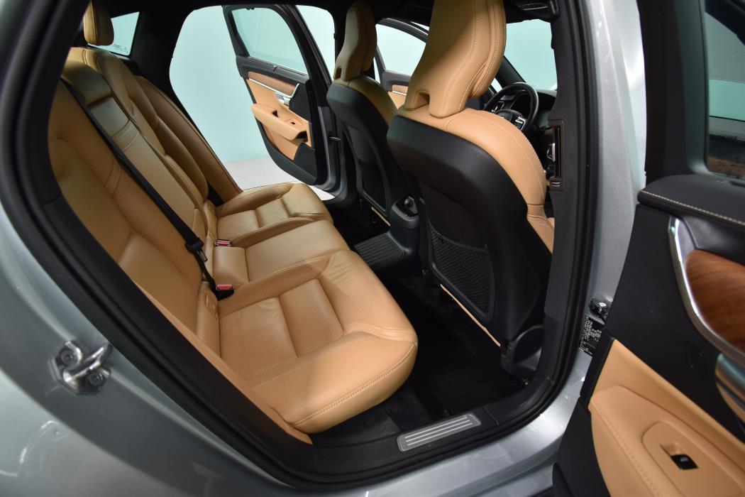 VOLVO S90 2019