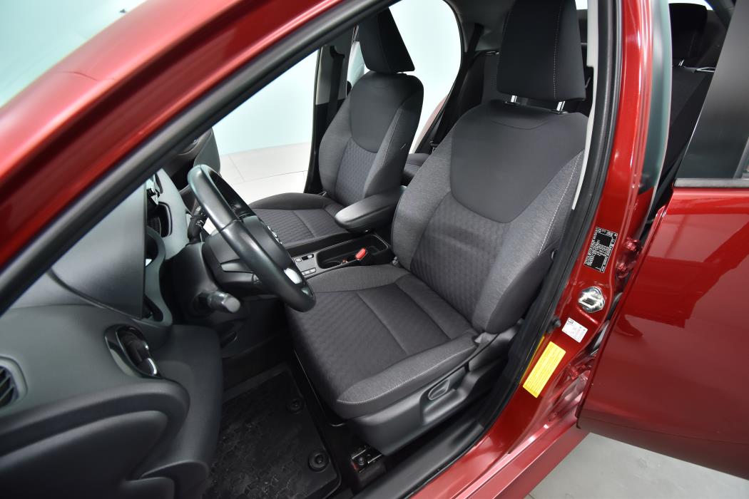 TOYOTA Yaris 2020
