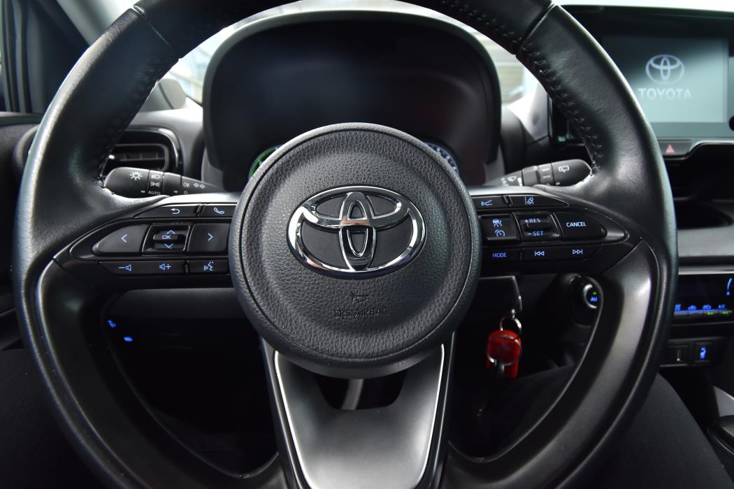 TOYOTA Yaris 2020