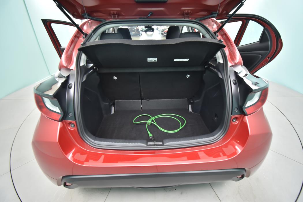 TOYOTA Yaris 2020