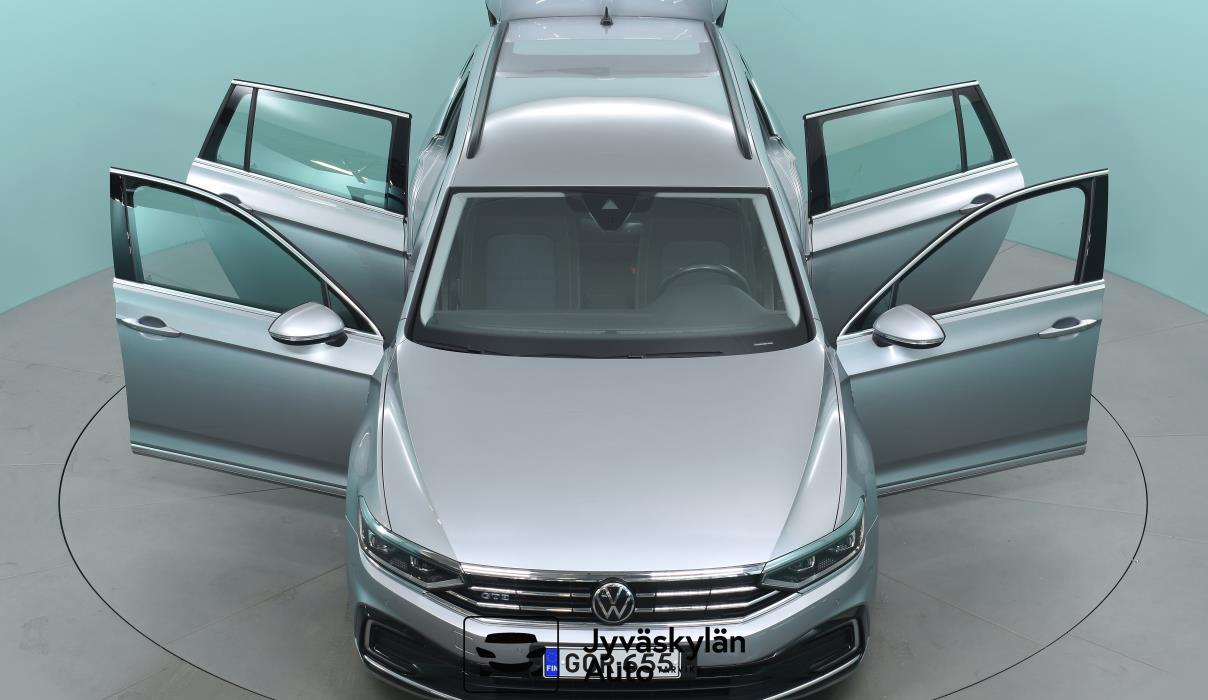 VOLKSWAGEN Passat 2021