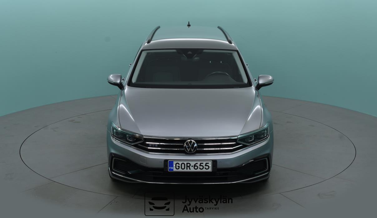 VOLKSWAGEN Passat 2021