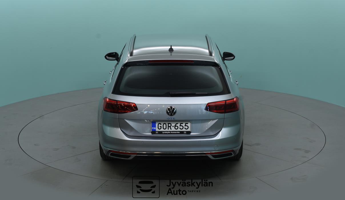 VOLKSWAGEN Passat 2021