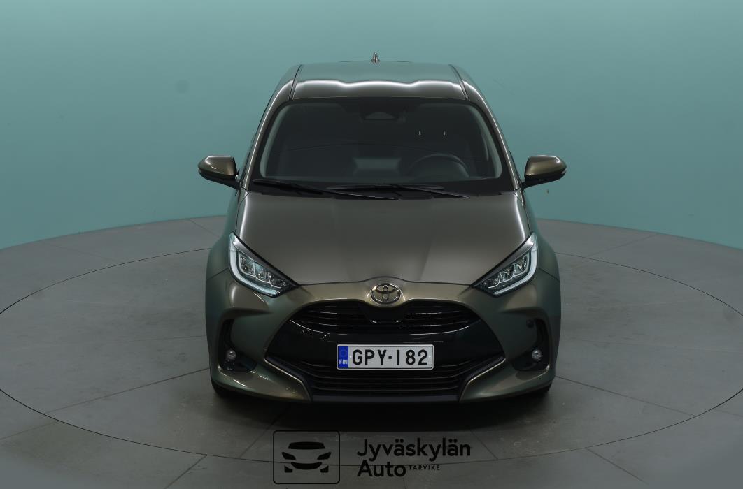 TOYOTA Yaris 2024