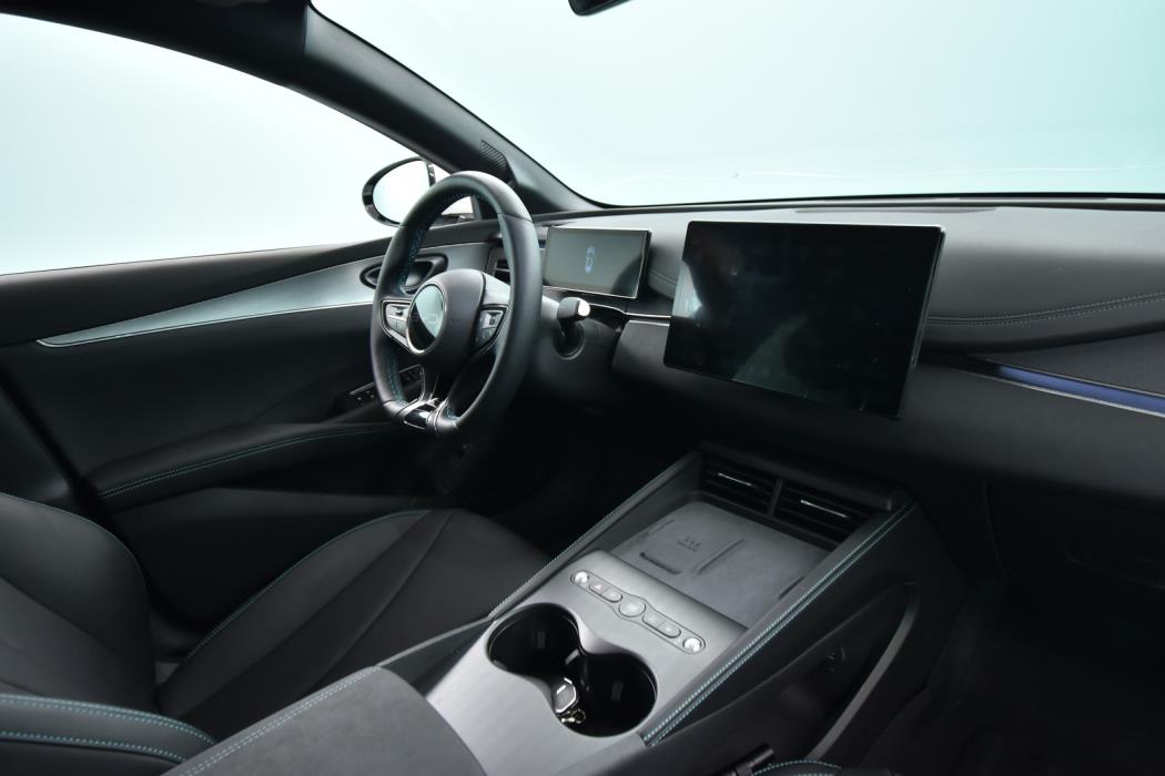 BYD Seal 6 DM-i 2025