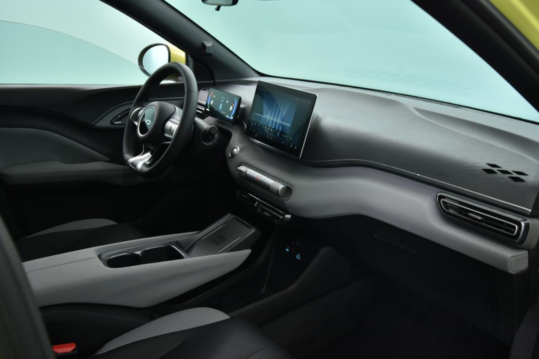 BYD Dolphin Surf 2026