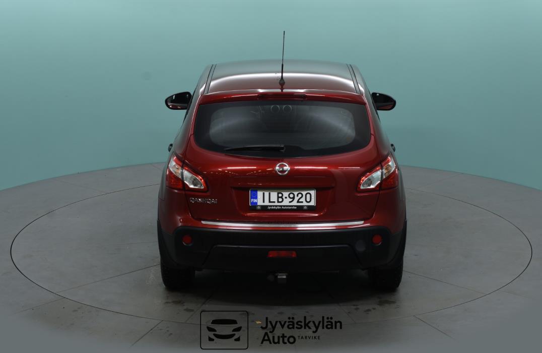 NISSAN Qashqai 2013