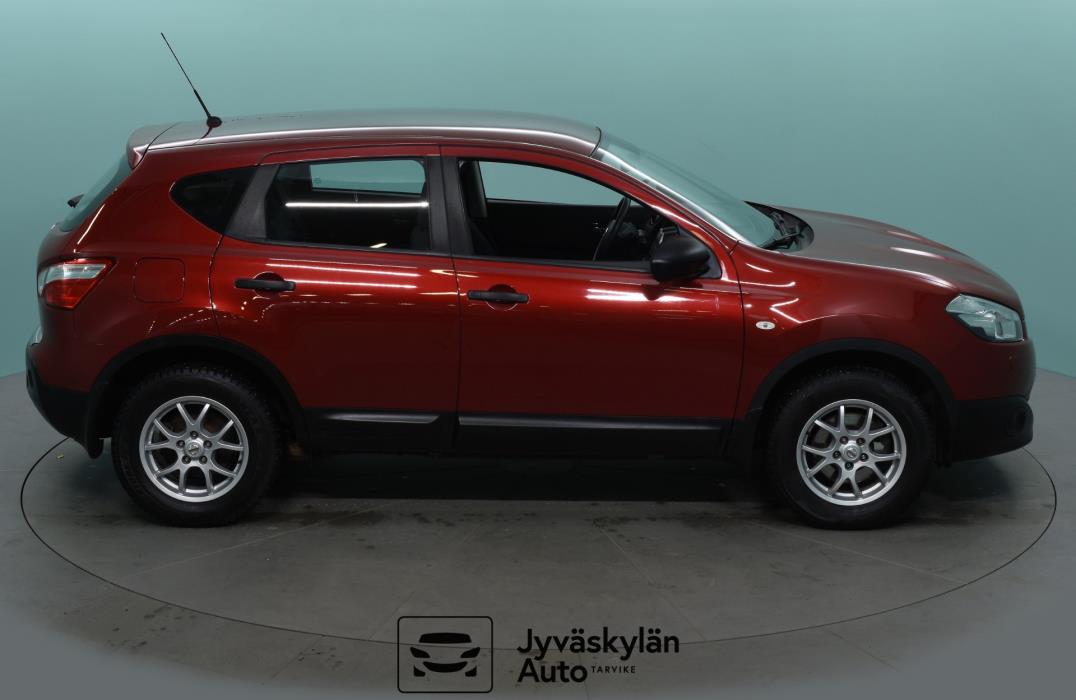 NISSAN Qashqai 2013