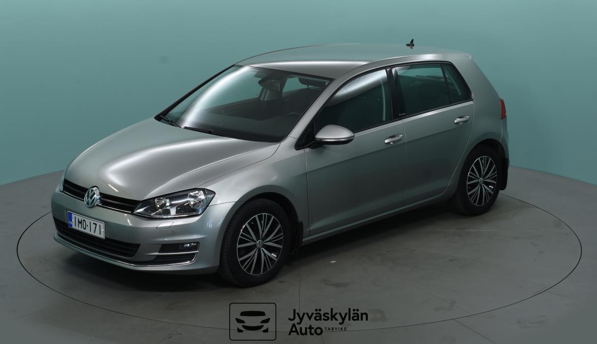 VOLKSWAGEN Golf 2016