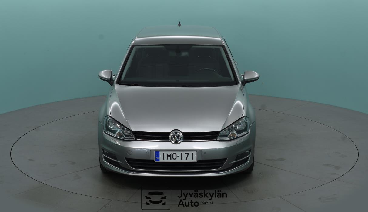 VOLKSWAGEN Golf 2016
