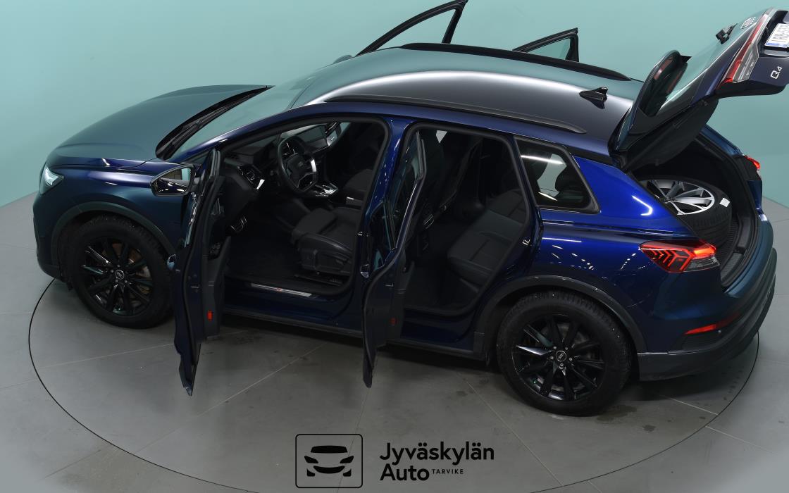 AUDI Q4 e-tron 2023