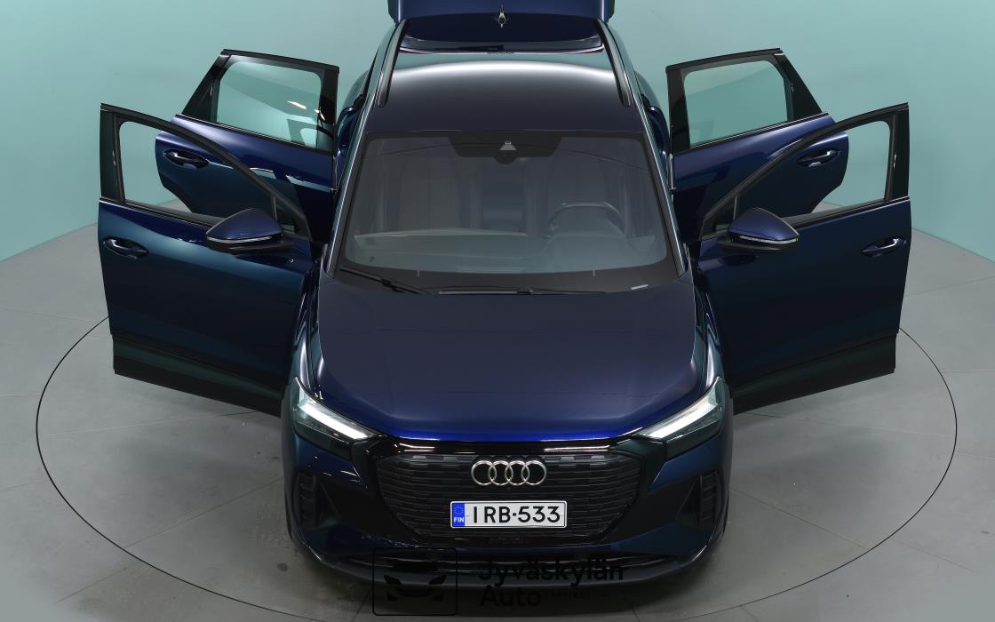 AUDI Q4 e-tron 2023