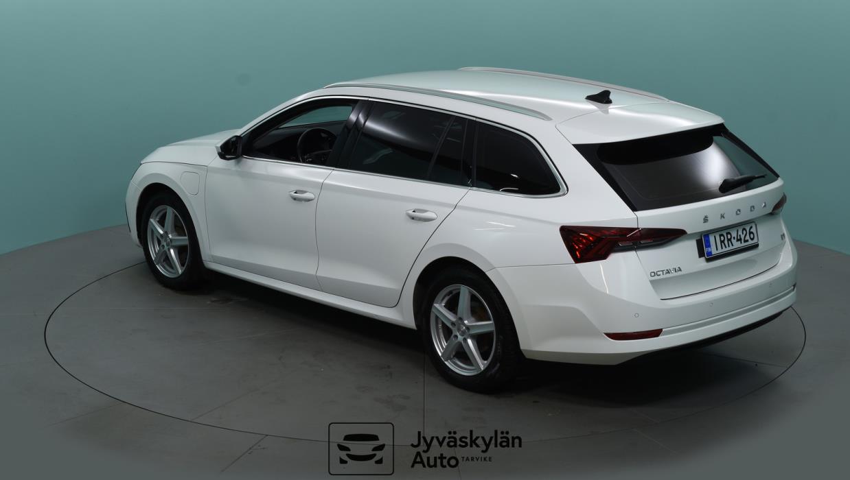 SKODA Octavia 2021