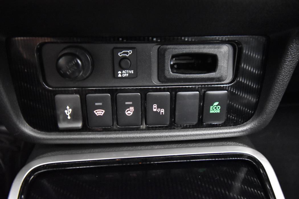 MITSUBISHI Outlander PHEV 2021