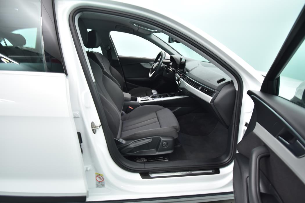 AUDI A4 allroad quattro 2020