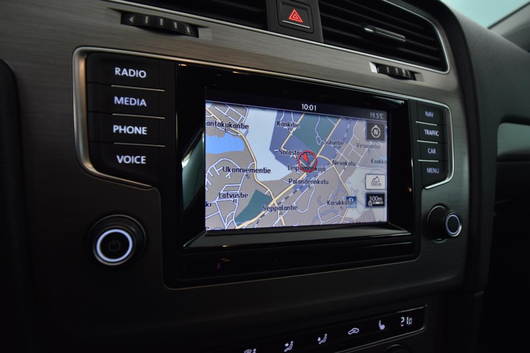 VOLKSWAGEN Golf 2015