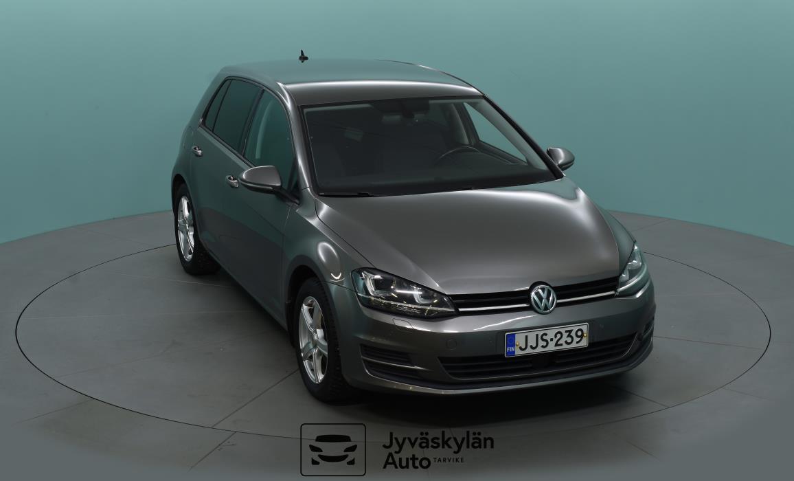 VOLKSWAGEN Golf 2015