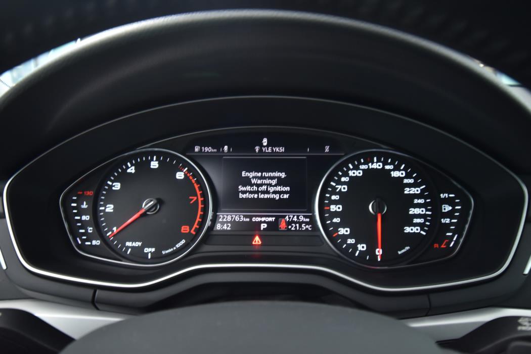 AUDI A4 2017