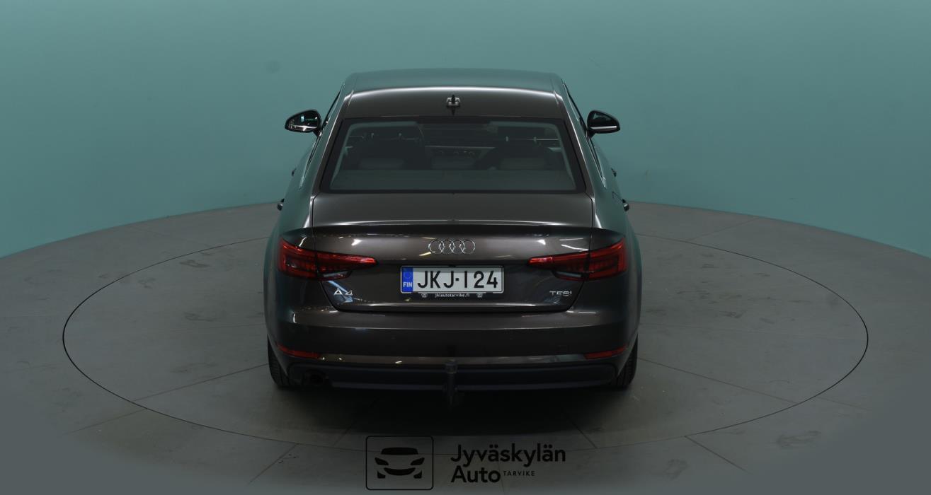 AUDI A4 2017