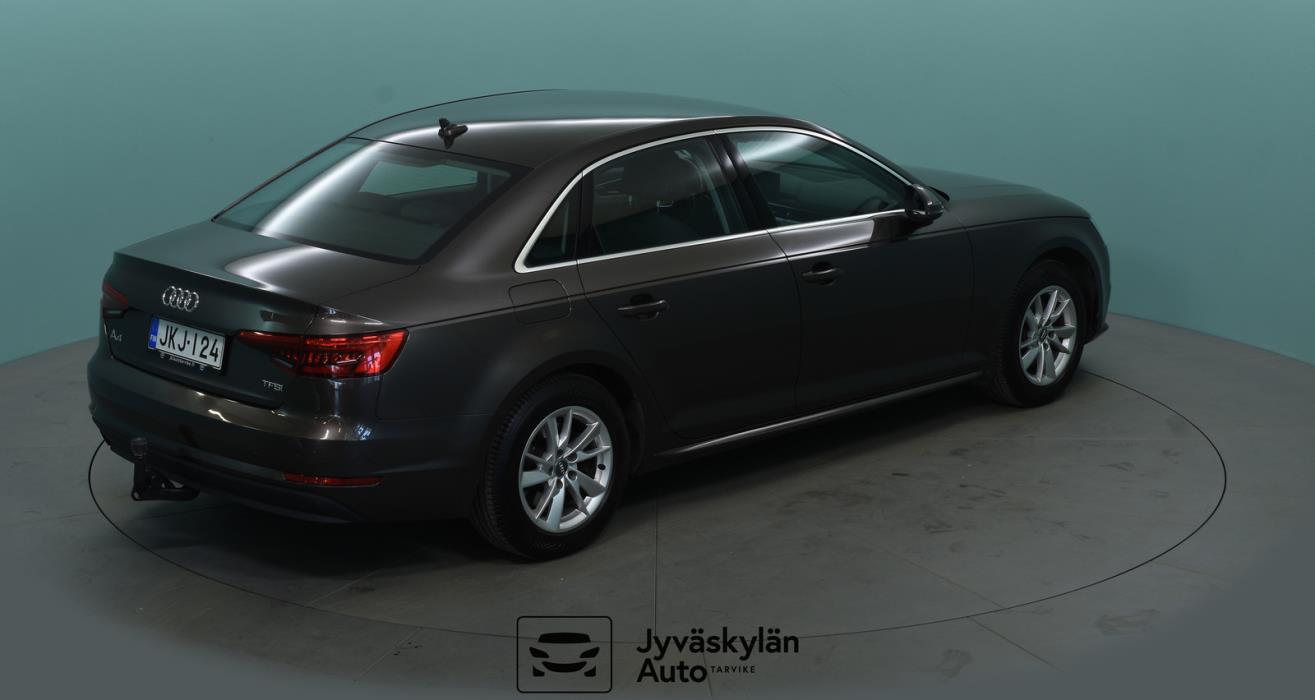 AUDI A4 2017