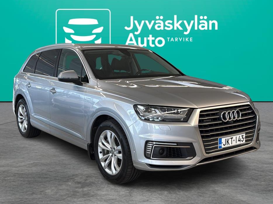 AUDI Q7 2018