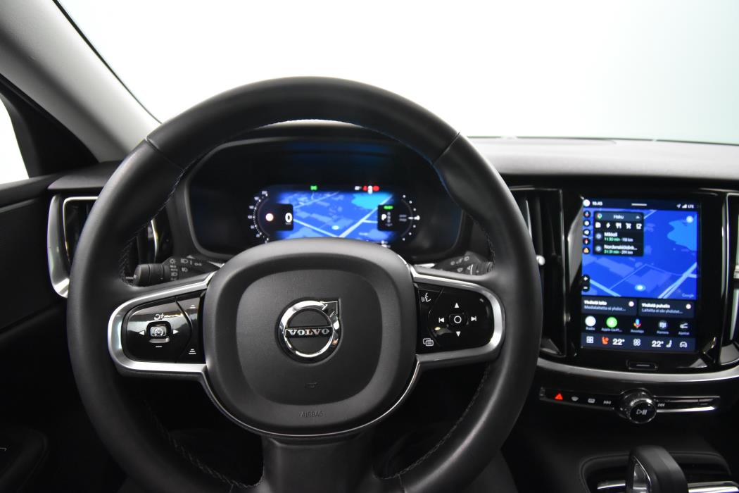VOLVO V60 2022