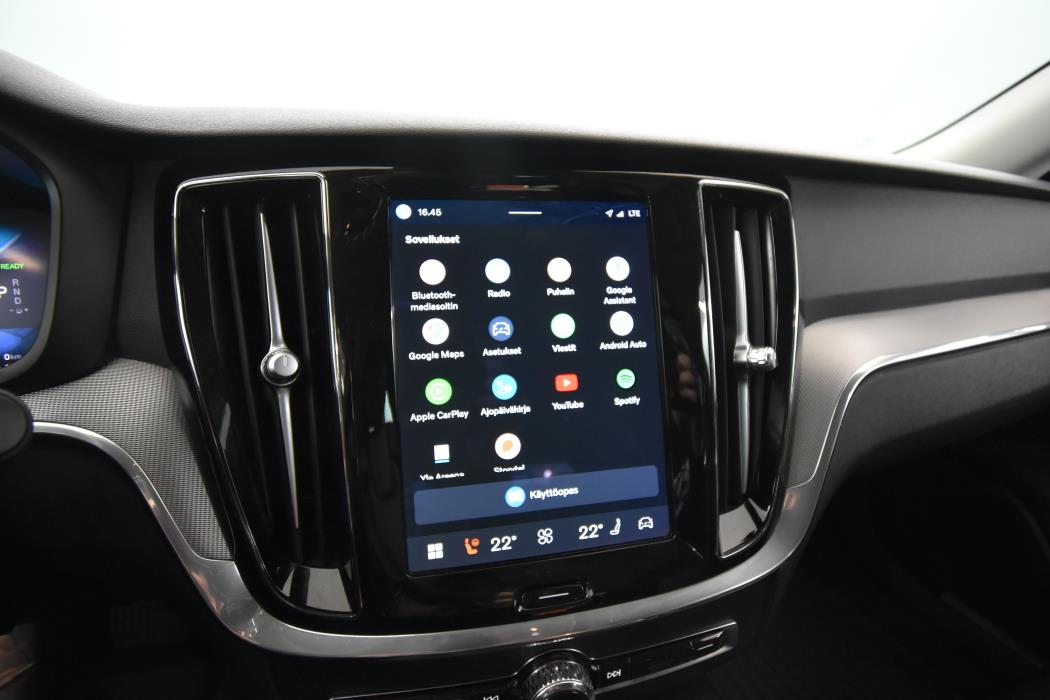 VOLVO V60 2022