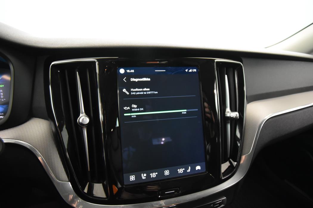 VOLVO V60 2022
