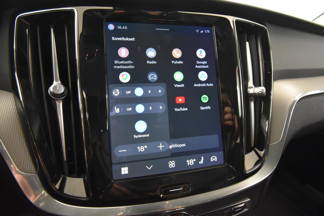 VOLVO V60 2022