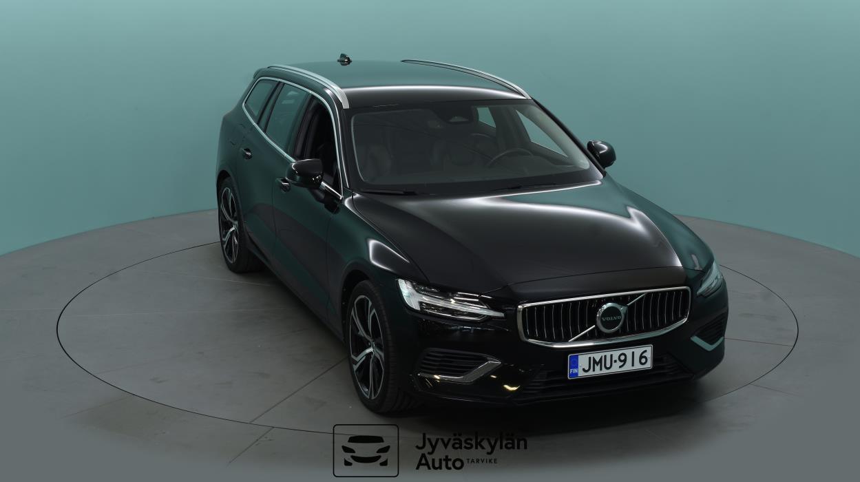 VOLVO V60 2022