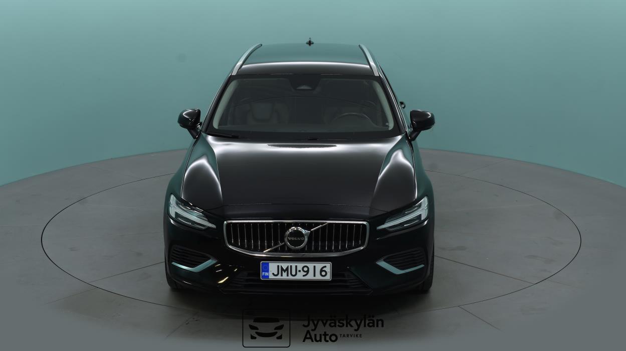 VOLVO V60 2022