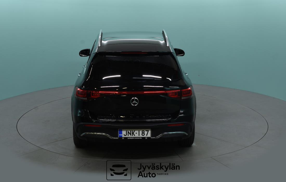 MERCEDES-BENZ EQB 2022