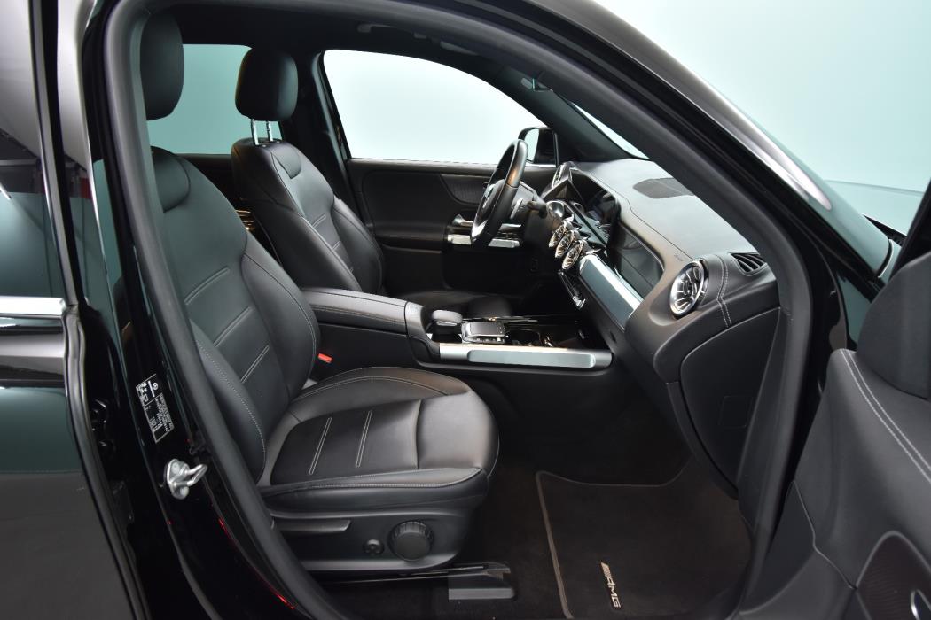 MERCEDES-BENZ EQB 2022