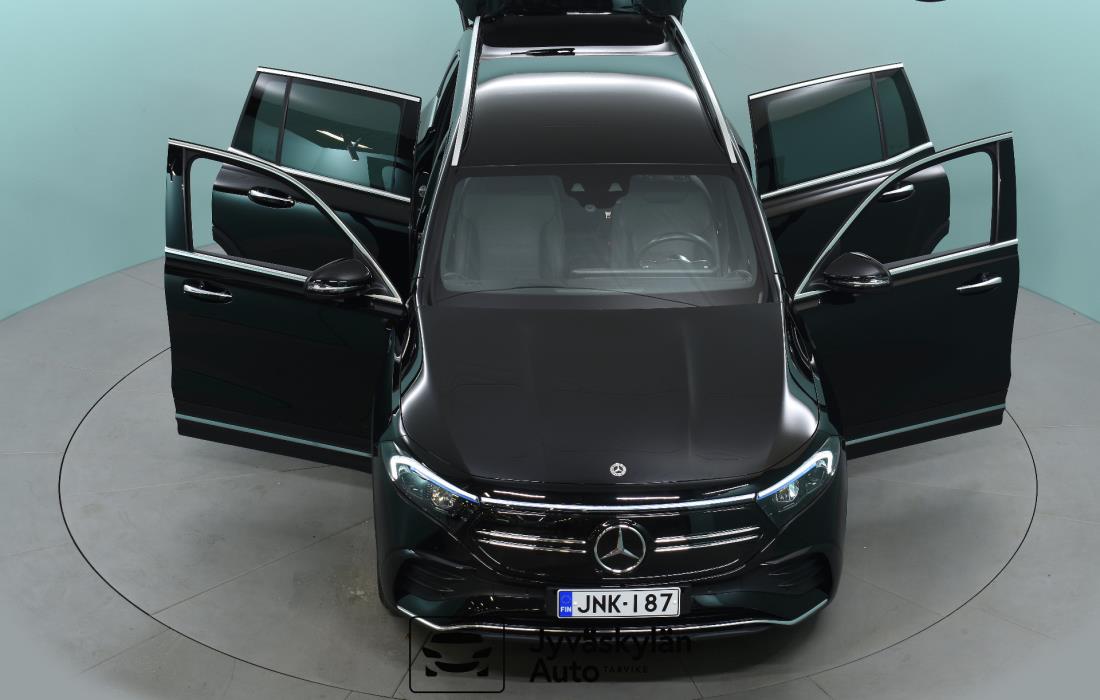 MERCEDES-BENZ EQB 2022