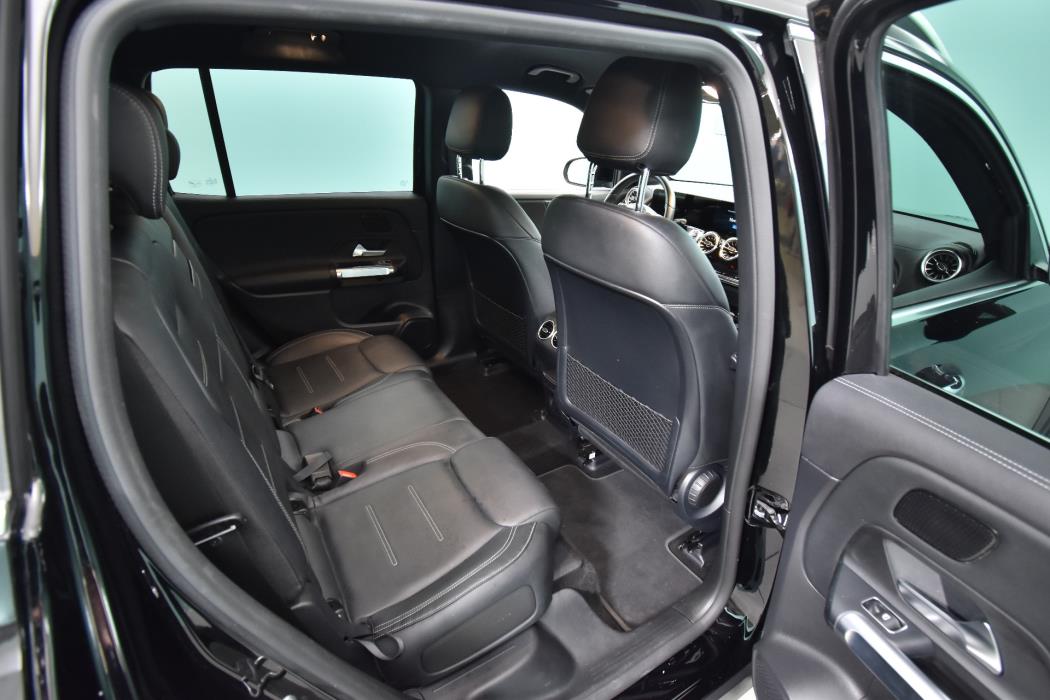 MERCEDES-BENZ EQB 2022